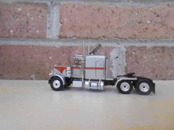 Brekina HO Scale Classic 3-Axle Peterbilt 359 Truck Tractor Silver/Orange #85712 - Image 5