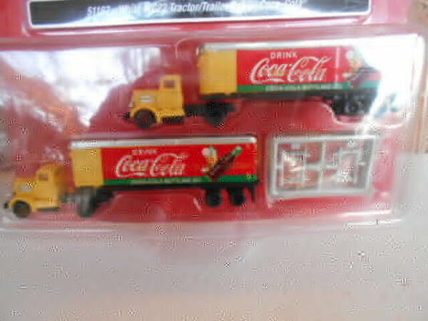 Classic Metal Works #51187 White WC22 Tractor Trailer Set Coca Cola - Image 2