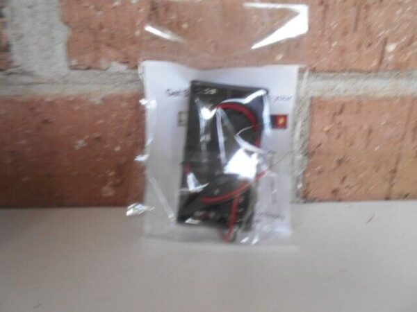 All Scale Accessories 3 Volt AA Battery Holder With Switch #EDS-81794-AA - Image 2