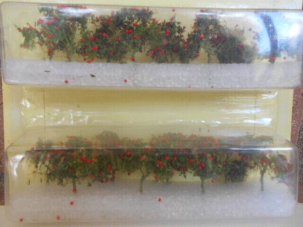 MP Scenery Products Item  #70105 HO ScaleTomatoes Trees 16/pk Height 3/4" - Image 4