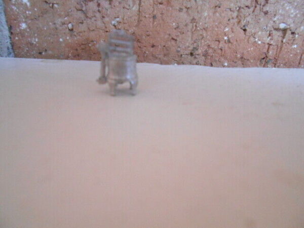 HO Scale Accessories Old Fashing Washing Machine 1 Per Pack #264 - Image 3