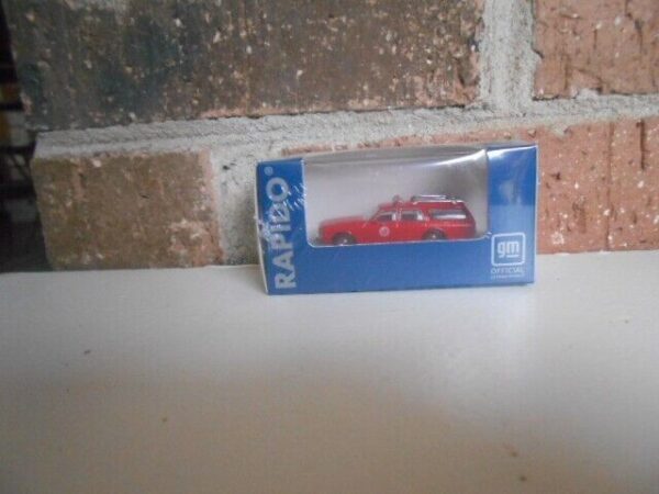 Rapido Early 80' Chevrolet Impala Fire Chief Car #800011
