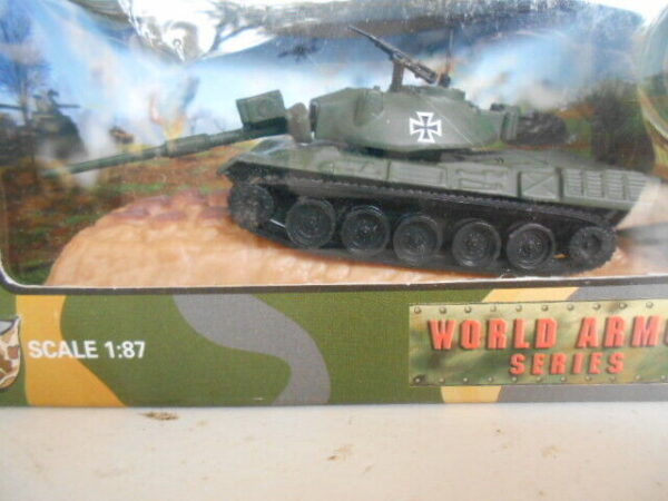 HO Scale Imex Military In Miniature Tank #71003 - Image 3