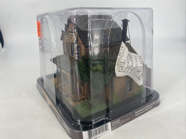 Menarnds #279-8333 HO Scale Cripple Creek General Store - Image 5
