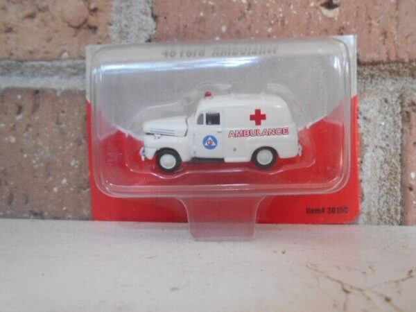 CLASSIC METAL WORKS HO Scale 48 Ford Ambulance #30150 - Image 3