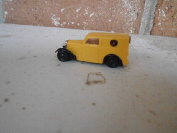 Brekina HO Scale DKW F-7 Delivery Yellow {With some kind of Marking} #0001307 - Image 5