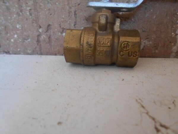 3/8 Inch Female Full Port 600WOG  150WSP  NPT Brass Ball Valve - Image 3