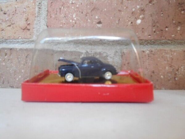 CLASSIC METAL WORKS HO Scale 1941 Plymouth Coupe #30105