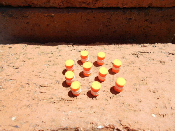 M&B Customized Orange & White Barrels HO Scale #1022 - Image 7