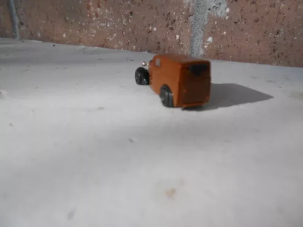 Brekina HO Scale DKW F-7 Delivery Van Brown #0001301 - Image 6