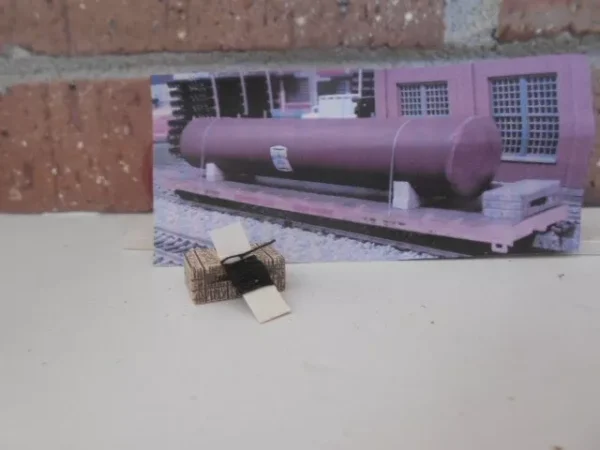 HO Scale Accessories Highly Detailed Bethlehem Still Tank #10024-Red - Image 6