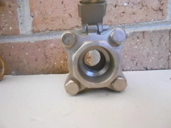 3/4" Socket Weld End Ball Valve Stainless Steel 316 Full Port 1000 WOG w. Lock - Image 3
