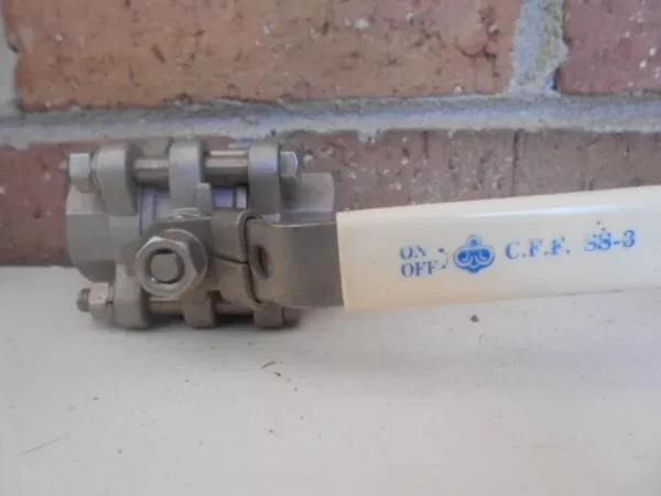 3/4" Socket Weld End Ball Valve Stainless Steel 316 Full Port 1000 WOG w. Lock - Image 4