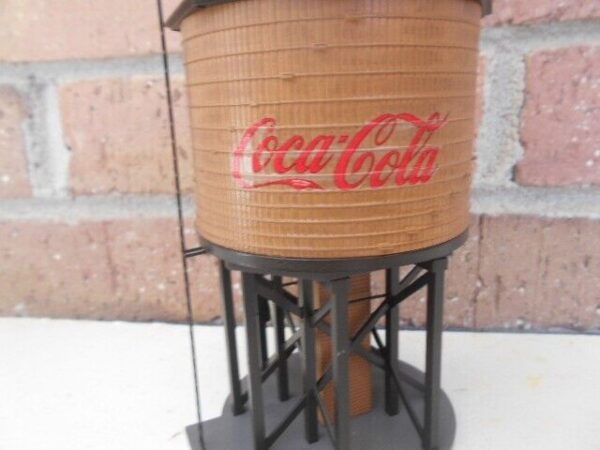 BWL #7926 Broadway Limited HO Scale Water Tower Coca-Cola With NO SOUND  Brown
