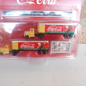 Classic Metal Works #51187 White WC22 Tractor Trailer Set Coca Cola