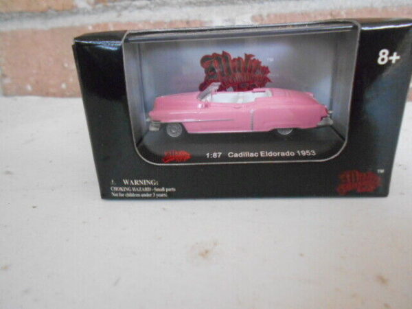 Mailbu Interational Cadillac Eldorado 1953 #00100 Pink
