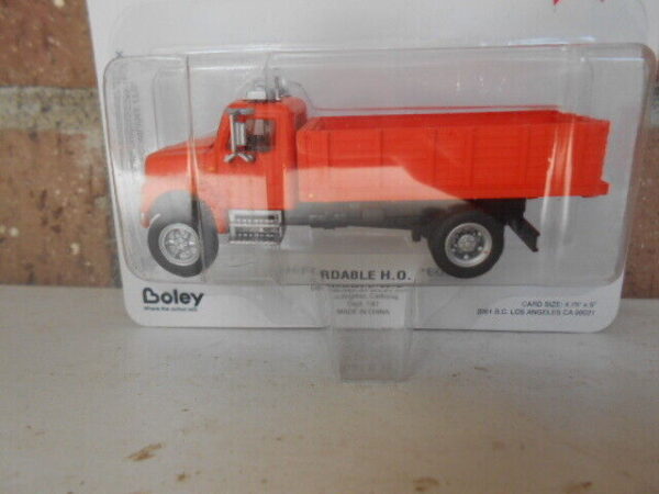 BOLEY Internationa Single Axel Truck With Wood Box & Overhead light  #4034-99