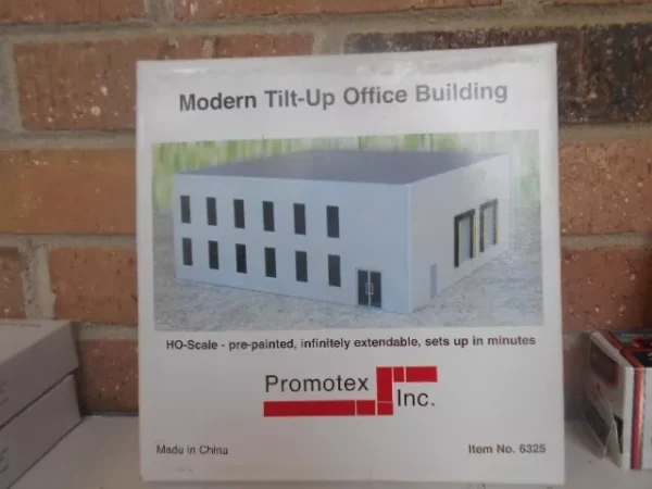 Promotex/Herpa  Modern Tilt-up Office Building  #6325