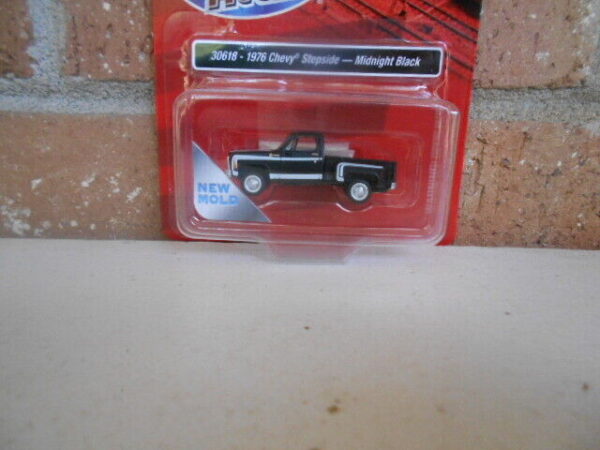 CLASSIC METAL WORKS 1976 Chevy Stepside Truck Midnight Black #30618 - Image 4