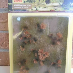 MP Scenery Products Item #70202 - HO Scale - Wild Meadow - 5"x 6-1/8" 1/pk