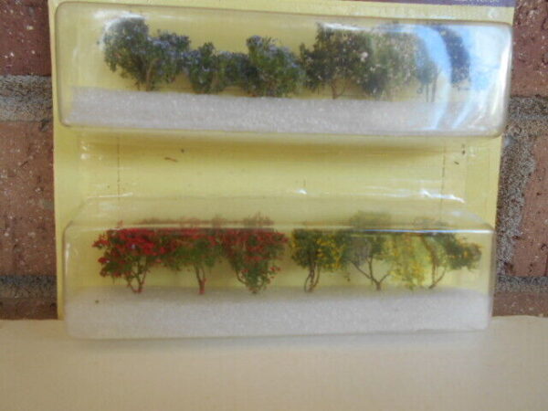 MP Scenery Products Item  #70003 HO Scale Flower Trees 12/pk Height 3/4" To 1" - Image 2