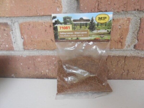 MP Scenery Products #71081 Falling Dried Leaves Fine Medium Coarse