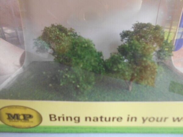 MP Scenery Products item # 70402 N-Scale Green Jacarada Premium Trees