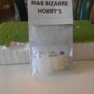 M & B HO Scale Accessories Ice Box With 1 Doors #1001