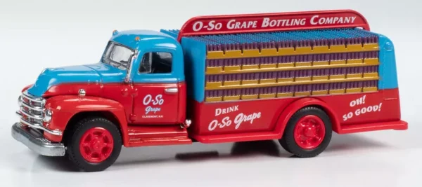Classic Metal Works  O Scale  #TC302 1955 Beverage Truck - O So Grapee - Image 2