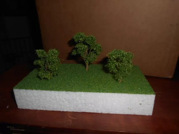 MP Scenery Products item # 70416 N-Scale 2" Elm Premium Trees - Image 3