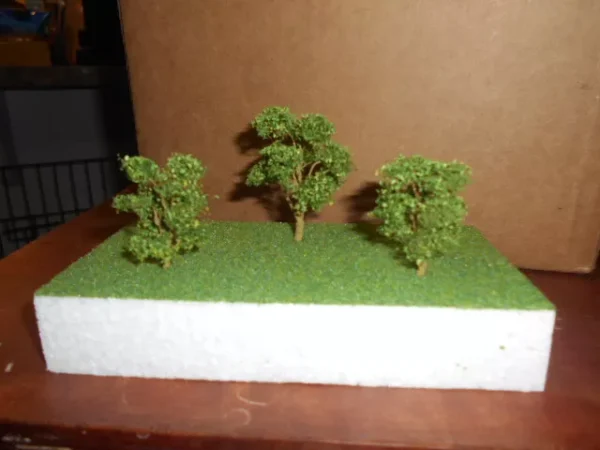 MP Scenery Products item # 70416 N-Scale 2" Elm Premium Trees - Image 4