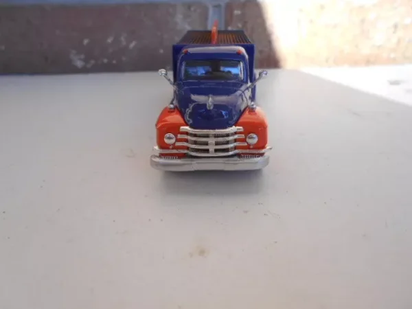 Classic Metal Works  O Scale   #TC303 1955 Beverage Truck - Whistle - Image 5