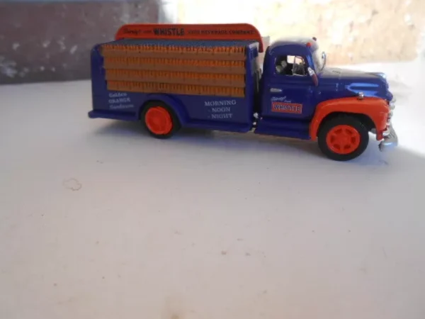Classic Metal Works  O Scale   #TC303 1955 Beverage Truck - Whistle - Image 3
